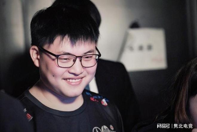 名单背后的 名单背后的