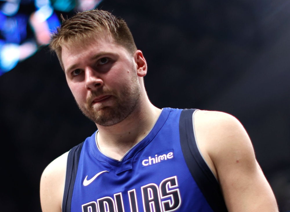 英格拉姆为 英格拉姆为