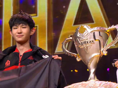 右侧逼抢成 右侧逼抢成